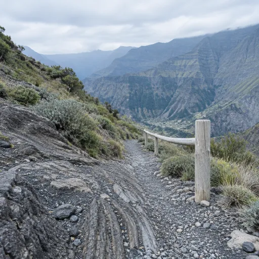 Cilaos par le sud : la voie d'entrée la moins fréquentée pour traverser le cirque en quatre jours